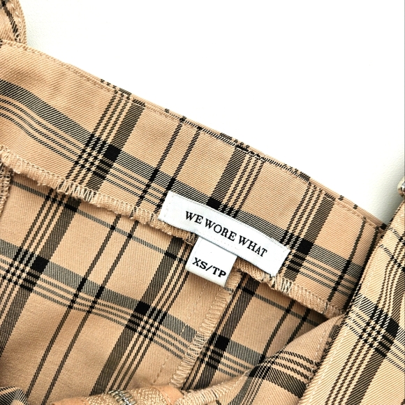 WeWoreWhat Romper, Beige Tartan Plaid Pattern, Size XS - Picture 3 of 4